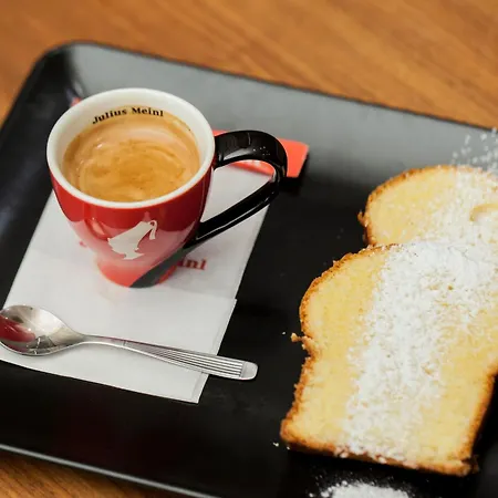 Telioni Hotel Tesalónica